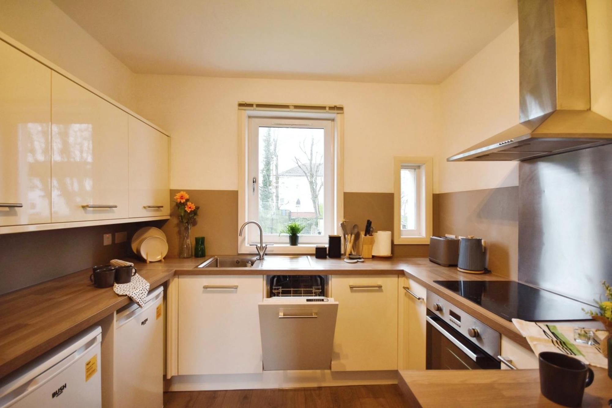 Glasgow Modern Style Home , Separate Entrance Bagian luar foto