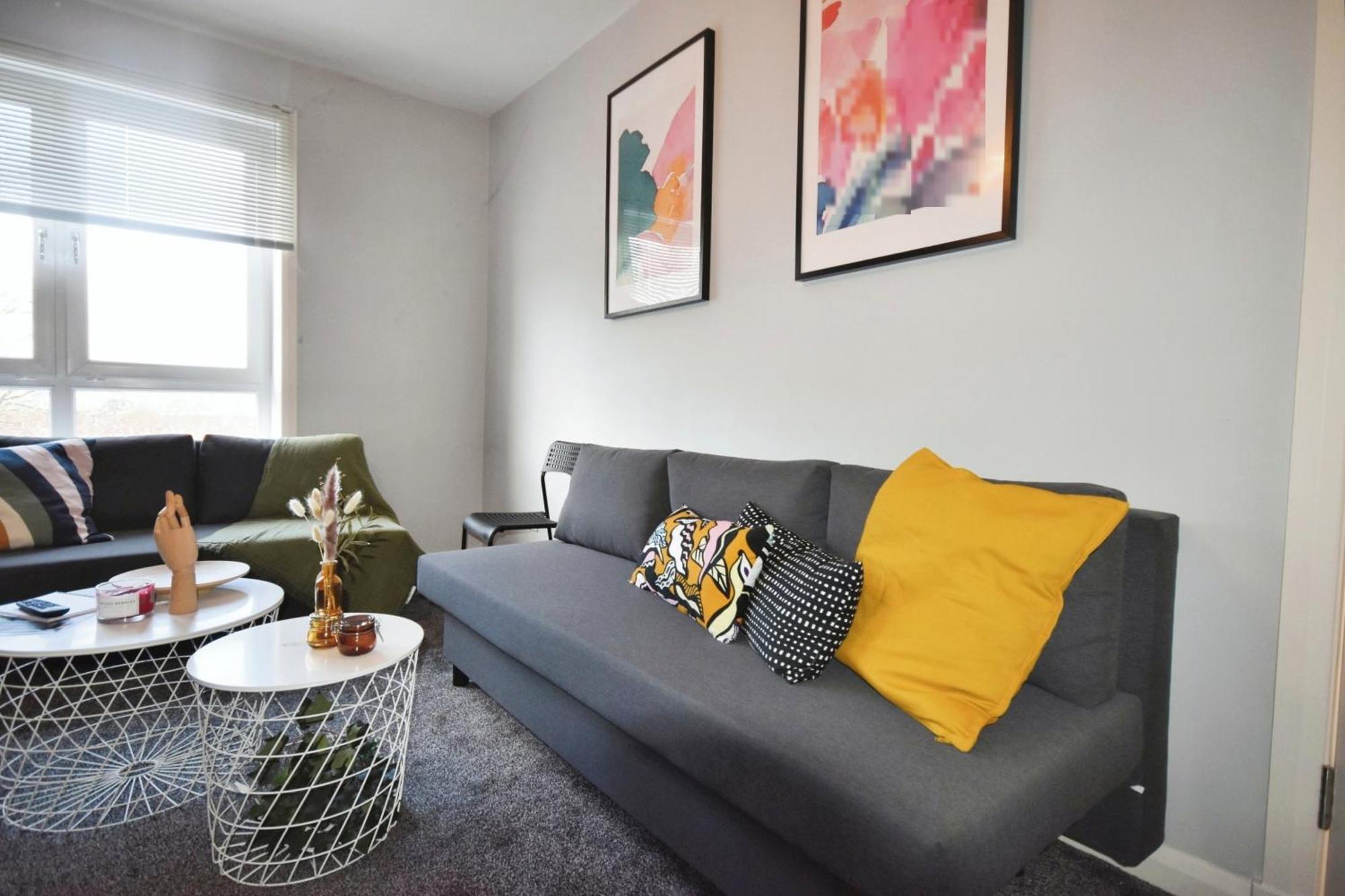 Glasgow Modern Style Home , Separate Entrance Bagian luar foto