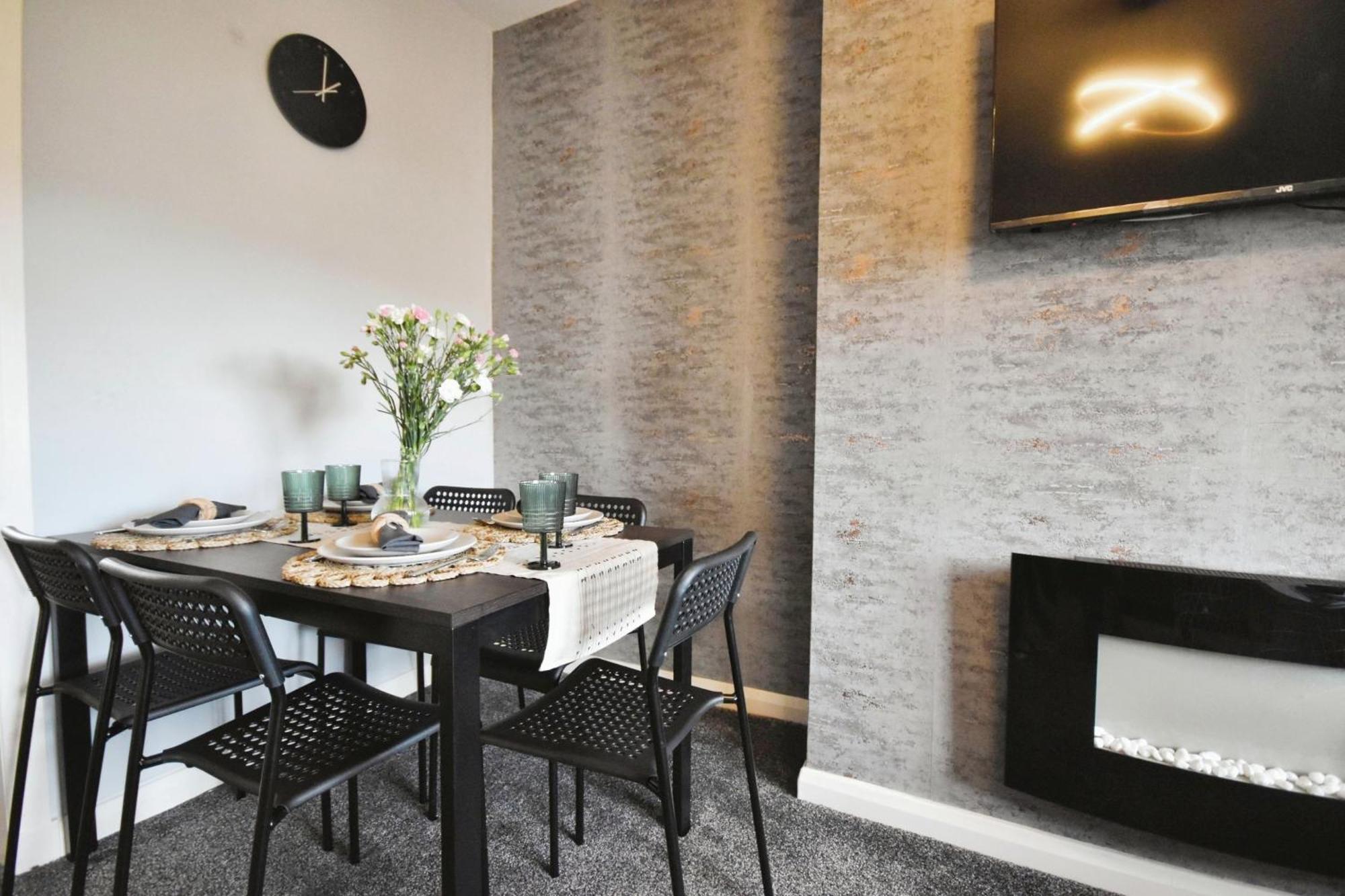 Glasgow Modern Style Home , Separate Entrance Bagian luar foto